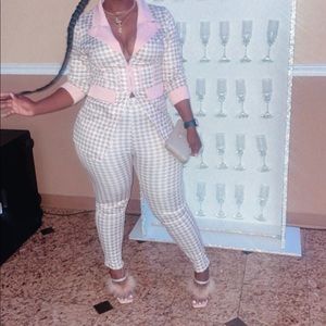 I am selling a casual blazer pants set. Pink trimming with a unique pattern.